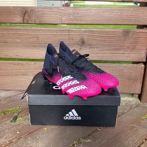 Adidas Predator Freak .1 women soccer cleats.